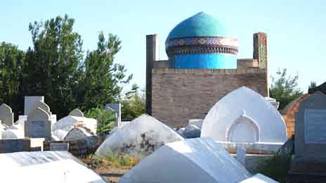 Modari Khan Mausoleum
